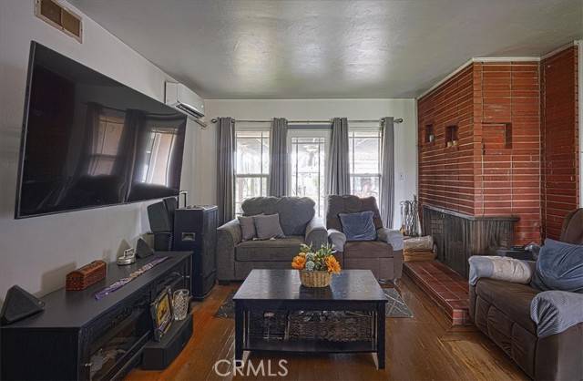 Fontana, CA 92335,9634 Tangelo Avenue
