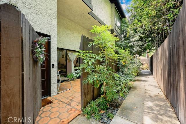 402 El Centro Street #13, South Pasadena, CA 91030