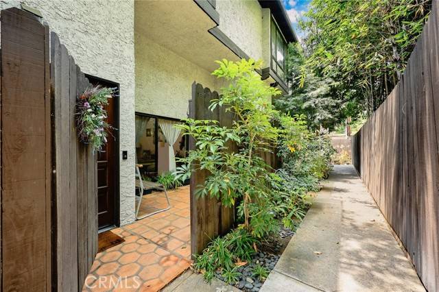 402 El Centro Street #13, South Pasadena, CA 91030