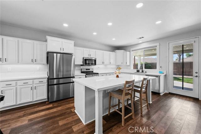 29409 Lake Hills Drive, Menifee, CA 92585