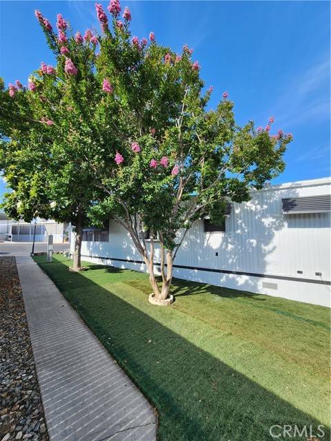 Yucaipa, CA 92399,13060 2nd #106