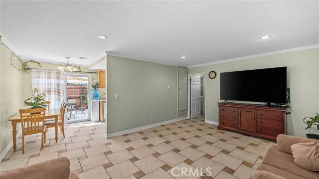 Baldwin Park, CA 91706,3856 Baldwin Park Boulevard #B