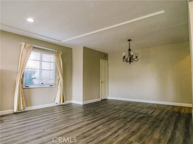 San Marino, CA 91108,2880 Duarte Road