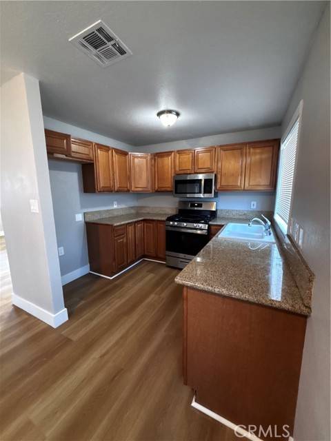 415 Ellis Street, Lake Elsinore, CA 92530