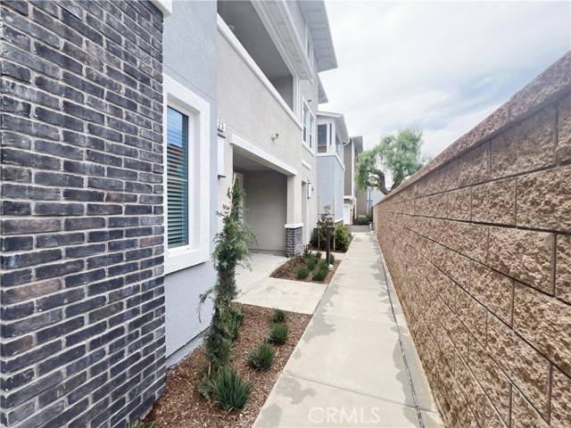 223 Aurora Lane, Pomona, CA 91767