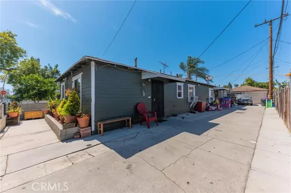 Long Beach, CA 90805,1915 E 60th Street