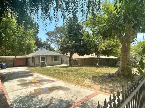 Altadena, CA 91001,3118 La Corona Avenue