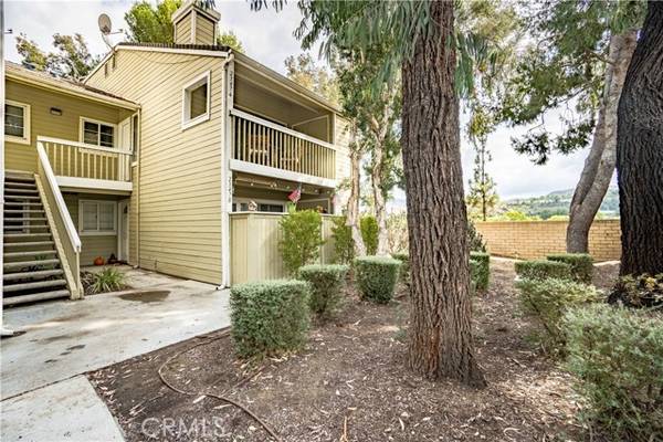 Yorba Linda, CA 92887,23476 Cambridge Road #300