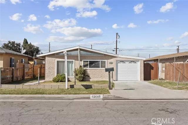 13449 Laureldale Avenue, Downey, CA 90242