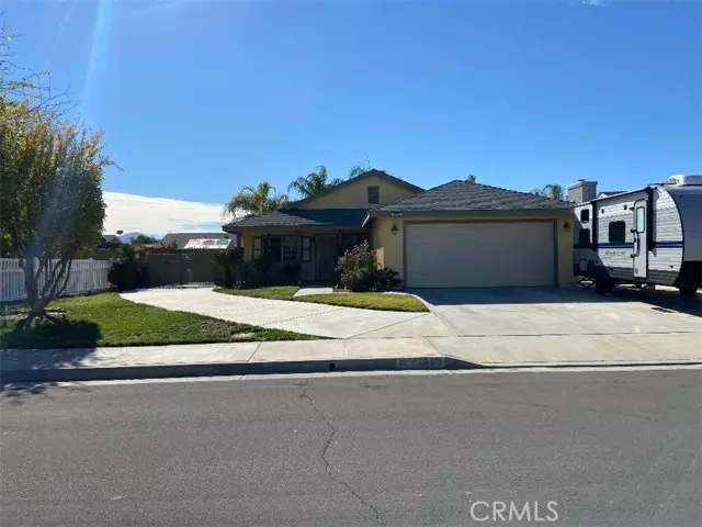 42869 Woodside Court, Hemet, CA 92455