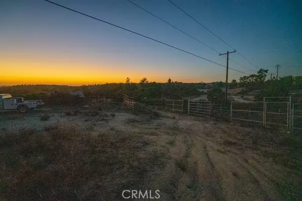 Hemet, CA 92544,0 oak glen