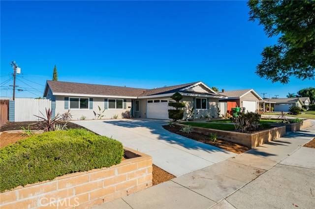 305 E Rancho Road, Corona, CA 92879