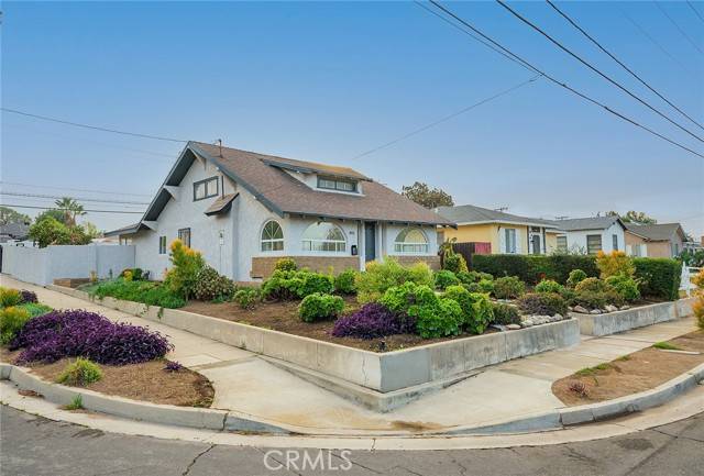 402 W Olive Street, Corona, CA 92882