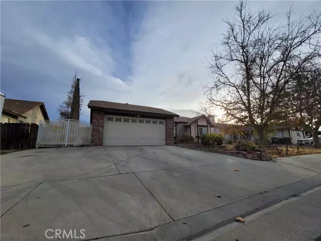 2046 Estrella Court, Palmdale, CA 93550