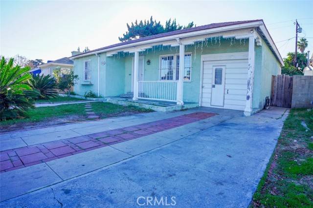 10953 Hulme Avenue, Lynwood, CA 90262