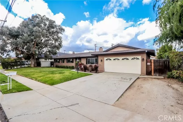 Fullerton, CA 92835,737 E Hermosa Drive