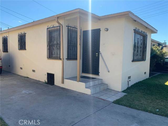 5514 Loma Vista Avenue, Maywood, CA 90270