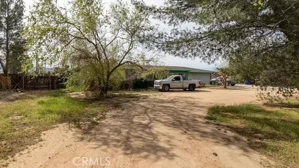 14015 Iroquois Road, Apple Valley, CA 92307