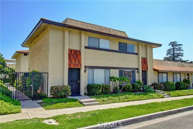 La Habra, CA 90631,581 W Greenwood Avenue #6