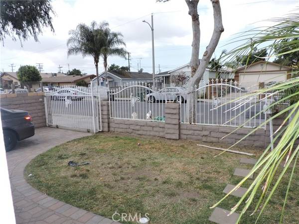 Compton, CA 90221,15326 S Lime Avenue