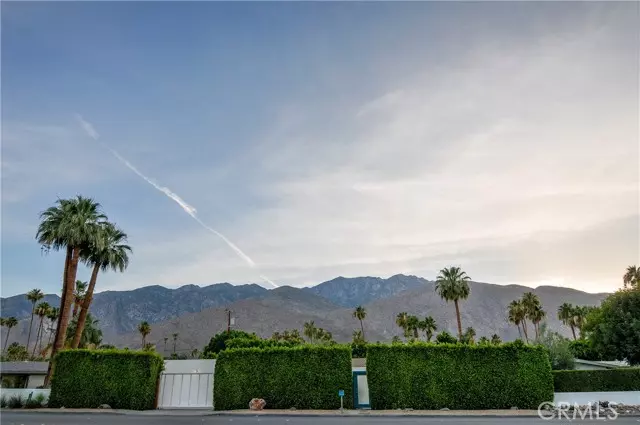 Palm Springs, CA 92264,1579 S Sunrise Way