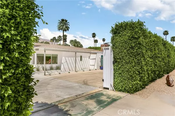 Palm Springs, CA 92264,1579 S Sunrise Way