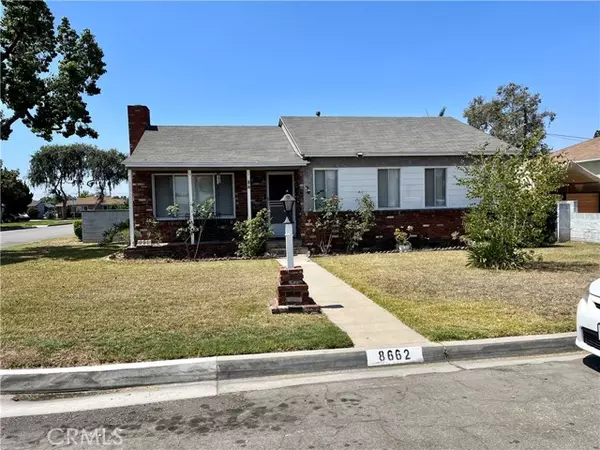 8662 Springer Street, Downey, CA 90242