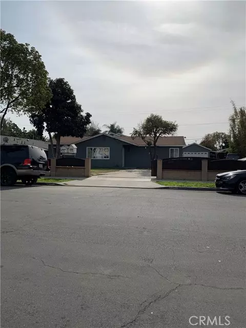 Bell Gardens, CA 90201,5856 Cecilia Street