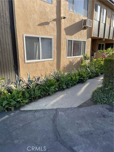 Baldwin Park, CA 91706,3070 Vineland Avenue #1