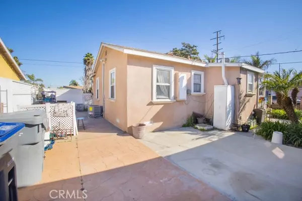 10855 Otis Street, Lynwood, CA 90262