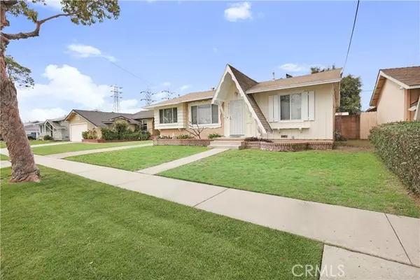 21117 Longworth Avenue, Lakewood, CA 90715