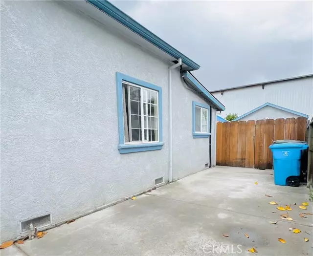 60 Hawkins Street, Hollister, CA 95023