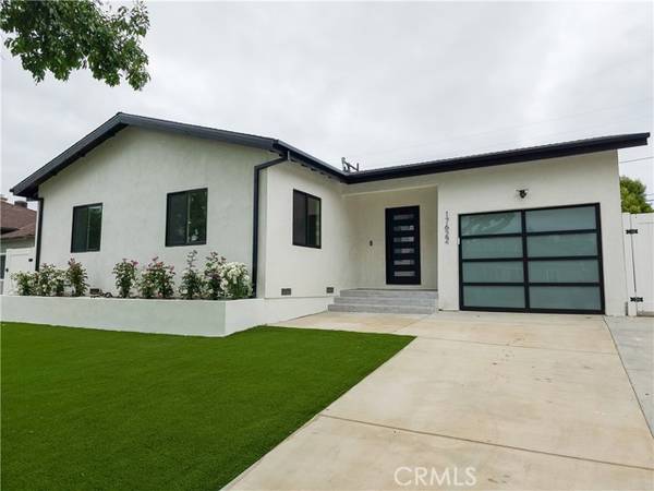 17622 Collins Street, Encino, CA 91316