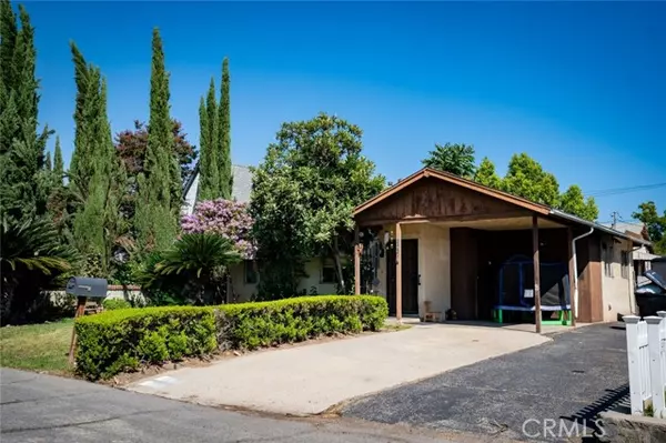 946 N 4th Avenue, Upland, CA 91786