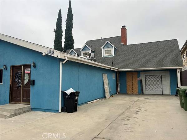 6855 Hinds Avenue, North Hollywood, CA 91605