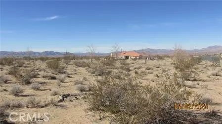 1 LARAMIE, Lucerne Valley, CA 92356