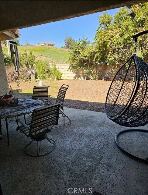 Agoura Hills, CA 91301,27903 Via Amistosa