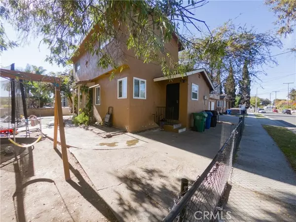 4776 Weik Avenue, Bell, CA 90201