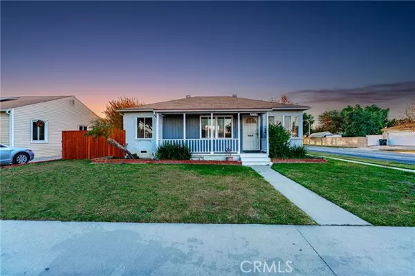 5249 Bellflower Boulevard, Lakewood, CA 90713