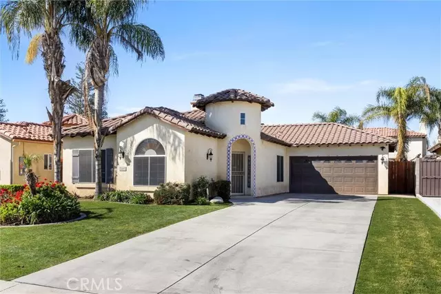 217 Villa Elegante Drive, Bakersfield, CA 93314