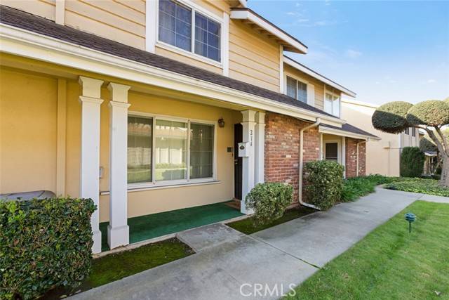 3500 W Manchester Avenue #214, Inglewood, CA 90305