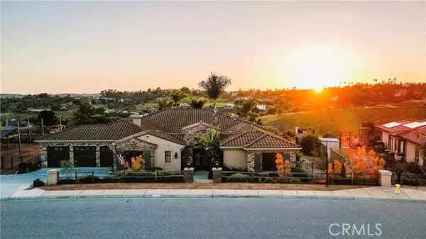 3863 Flowerwood Lane, Fallbrook, CA 92028