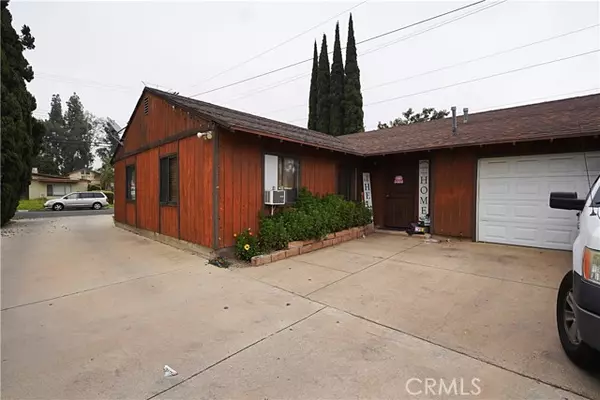 Downey, CA 90241,7016 Pellet Street