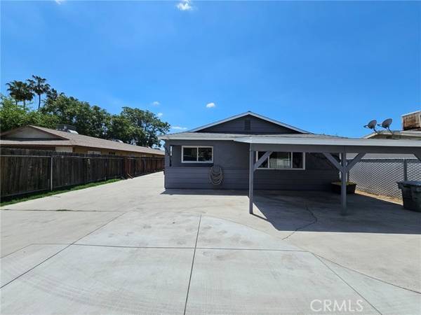 523 33rd Street, Bakersfield, CA 93301