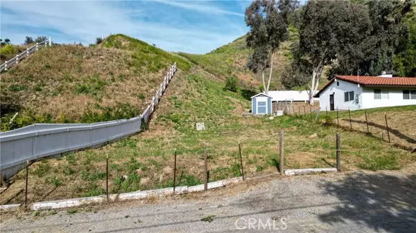 28924 Keningston, Castaic, CA 91384