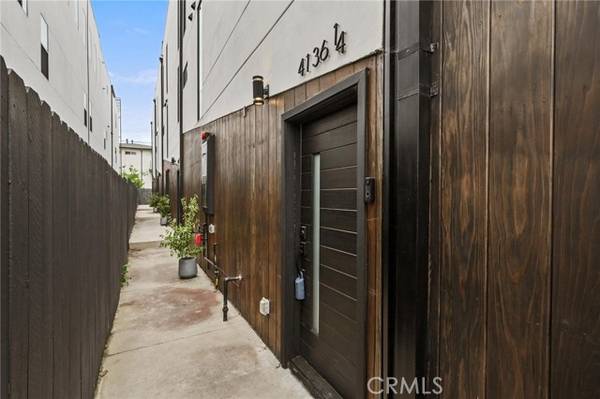 4136 Normal Avenue, Los Angeles, CA 90029