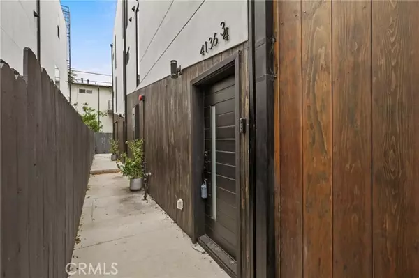 4136 Normal Avenue, Los Angeles, CA 90029