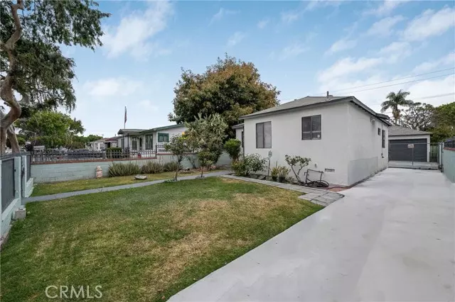 10104 Dorothy Avenue, South Gate, CA 90280