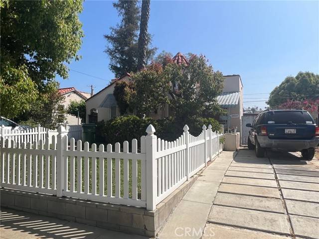 3927 Edenhurst Avenue, Los Angeles, CA 90039