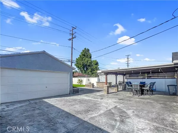 Norwalk, CA 90650,11233 Lakeland Road